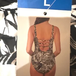OCEAN PACIFIC WOMENS SWIMWEAR ONE PIECE SWIM SUIT UPF 50+ PICK SIZE & COLOR