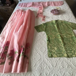 Asian Womens Clothing LOT Embroidery Beautiful Pieces Vintage